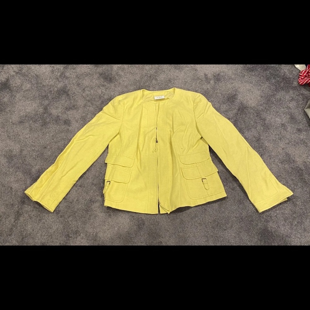 (1) Trendy Yellow Akris Punto Zip-Up Jacket/Cover-Up Women’s Size 10